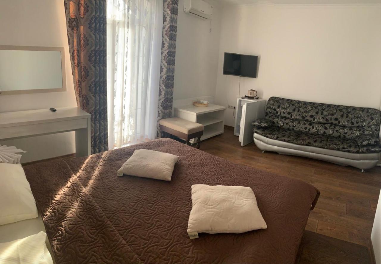 Richky Hotel Truskavets Exteriör bild